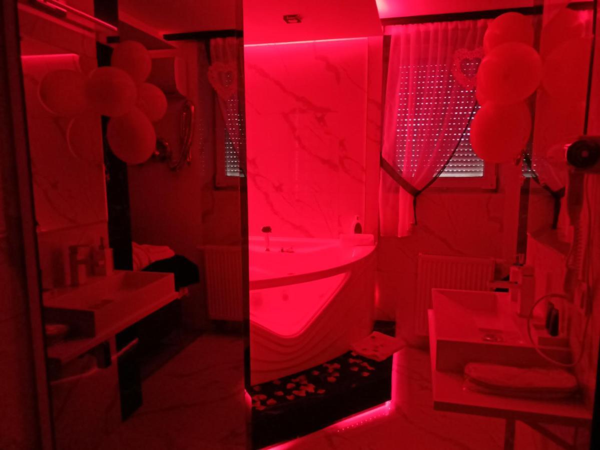 Pokoje Hotelowe Nad Zalewem Siedlce Esterno foto