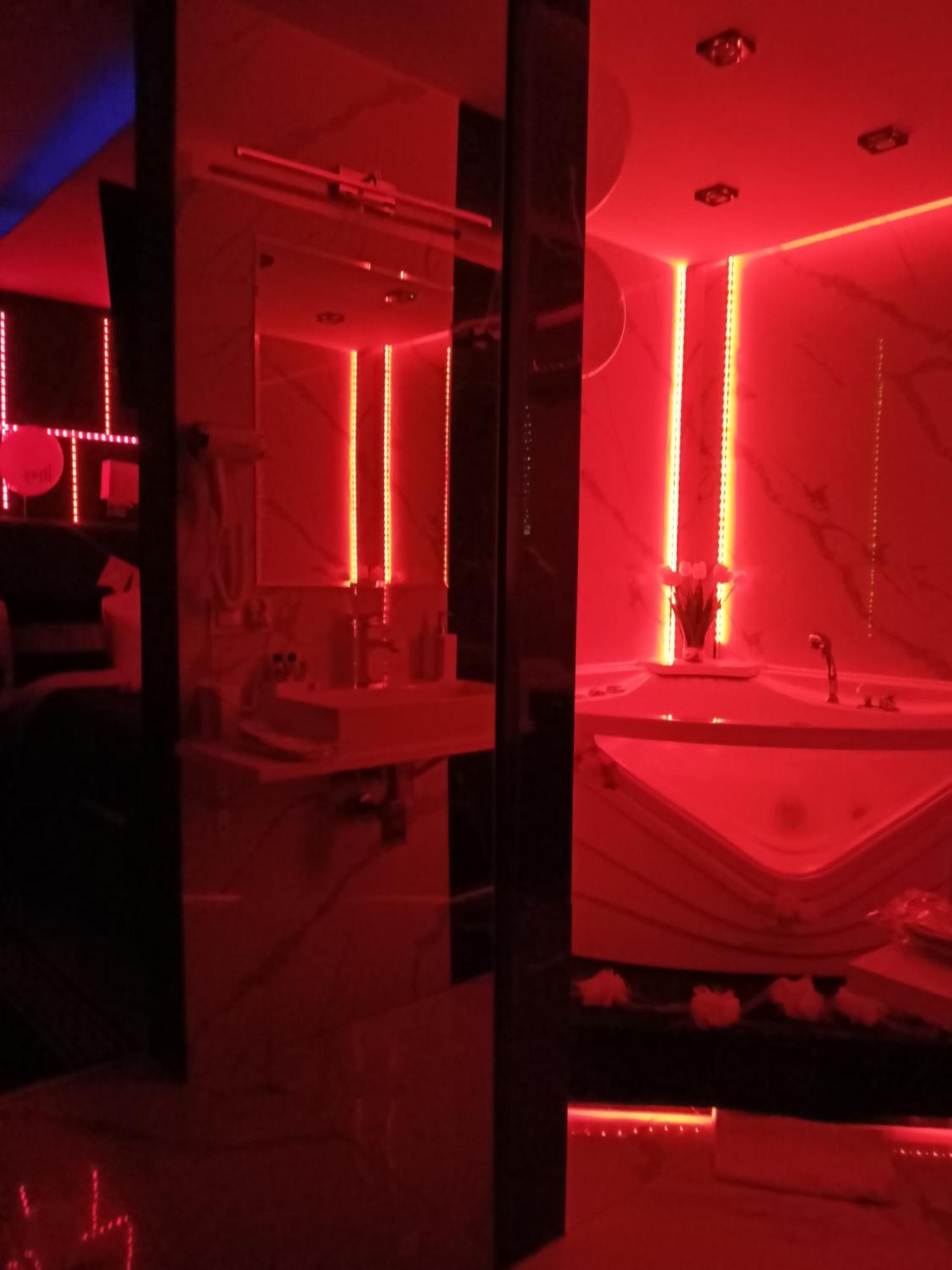 Pokoje Hotelowe Nad Zalewem Siedlce Esterno foto